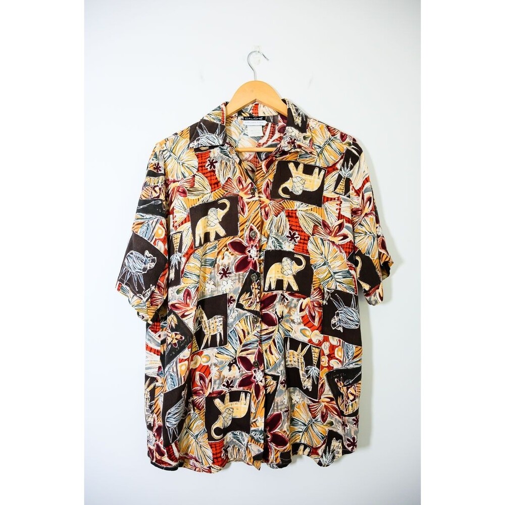 Caliche button down shirt elephant Floral pattern M Vintage